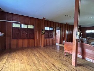 For sale 5 bed house in Hankha, Chainat