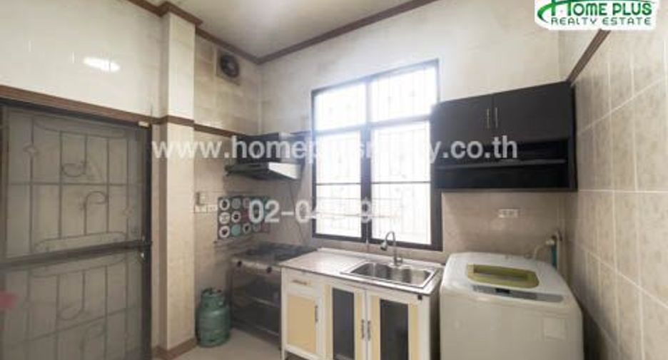 For sale 3 bedrooms house in Pluak Daeng, Rayong