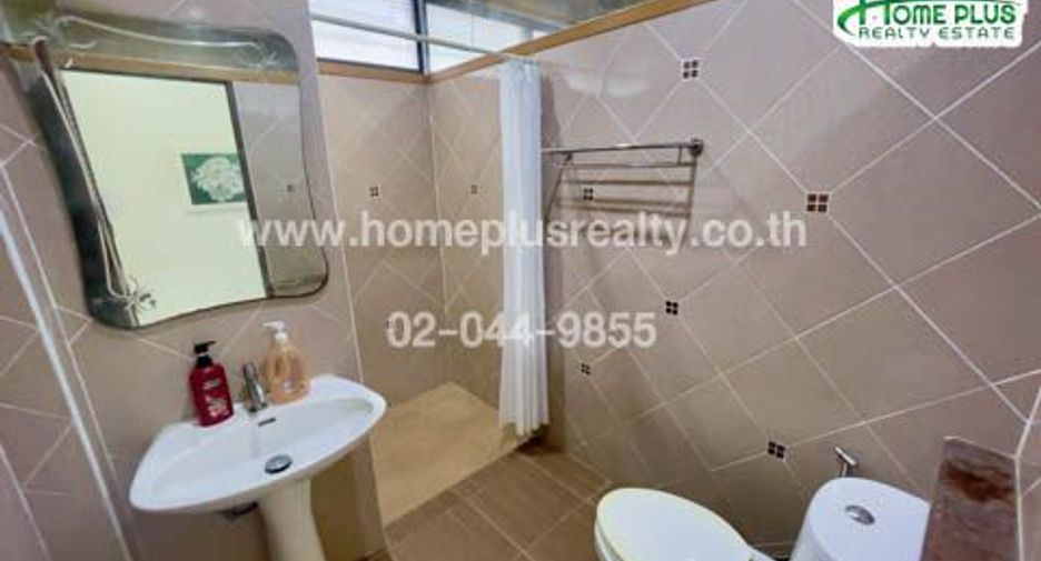 For sale 3 bedrooms house in Pluak Daeng, Rayong
