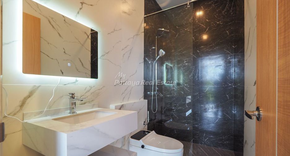 For sale 4 ベッドルーム house in Bang Lamung, Chonburi