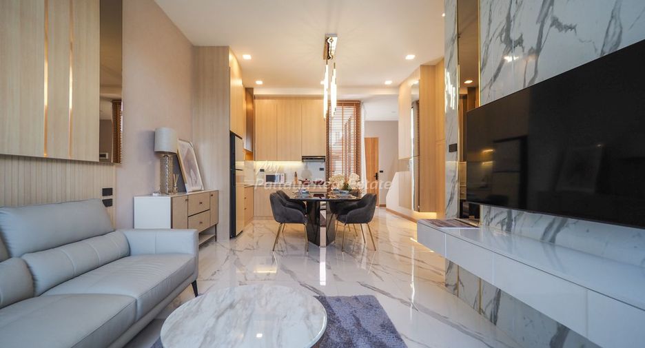 For sale 4 ベッドルーム house in Bang Lamung, Chonburi