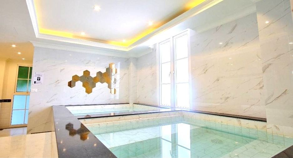 For sale 1 bed condo in Bang Lamung, Chonburi