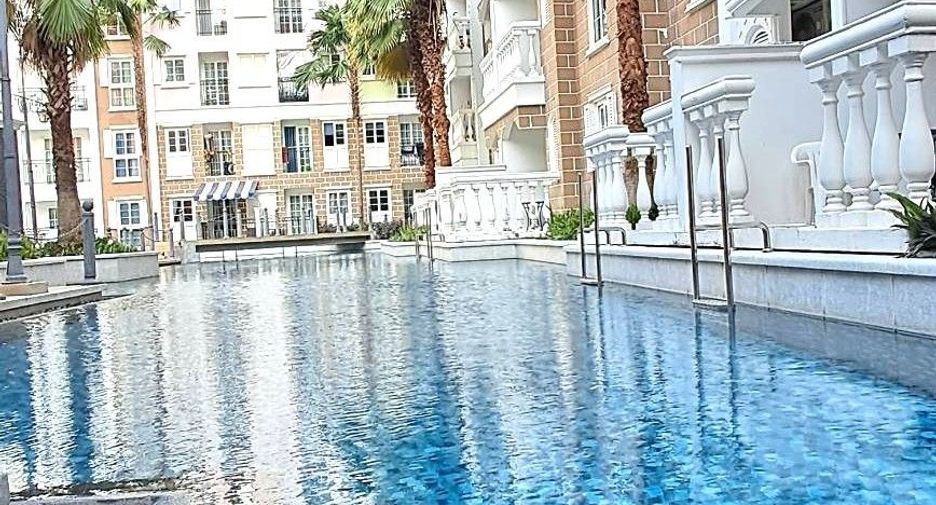 For sale 1 bed condo in Bang Lamung, Chonburi