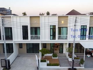 For sale 3 bedrooms townhouse in Mae Rim, Chiang Mai
