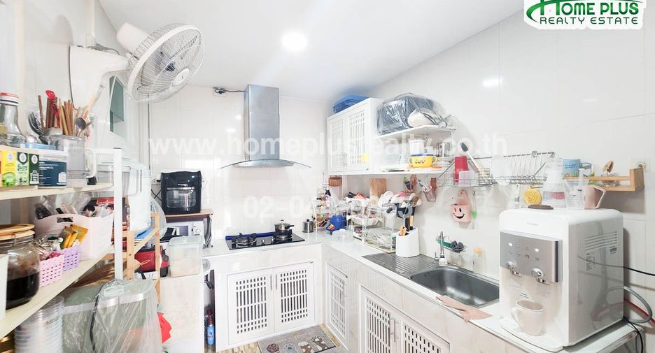 For sale 3 bedrooms townhouse in Bang Bua Thong, Nonthaburi