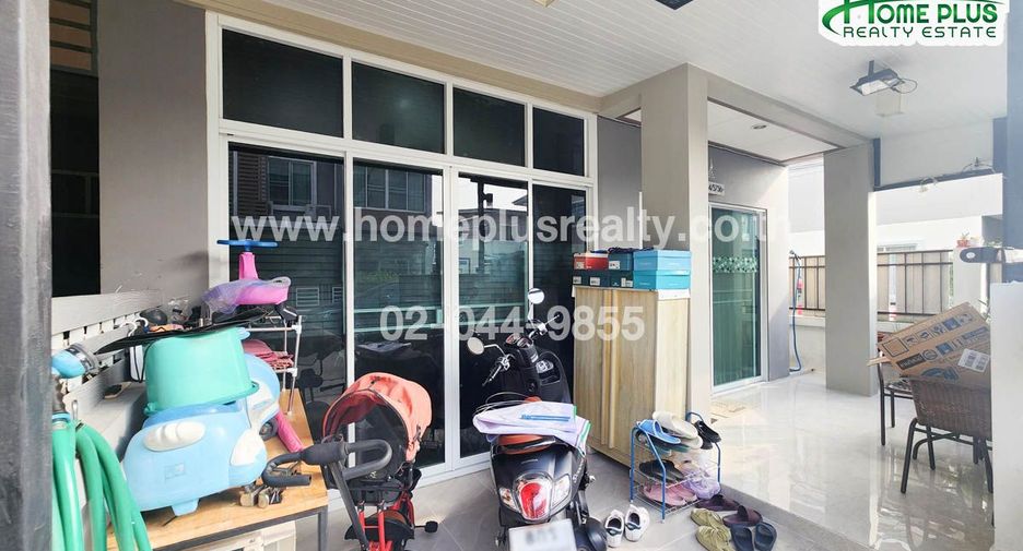 For sale 3 bedrooms townhouse in Bang Bua Thong, Nonthaburi