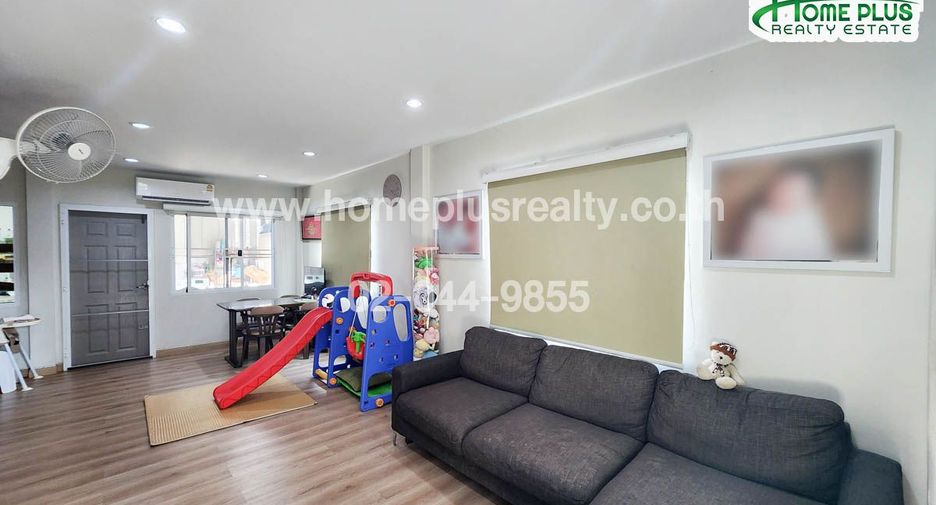 For sale 3 bedrooms townhouse in Bang Bua Thong, Nonthaburi