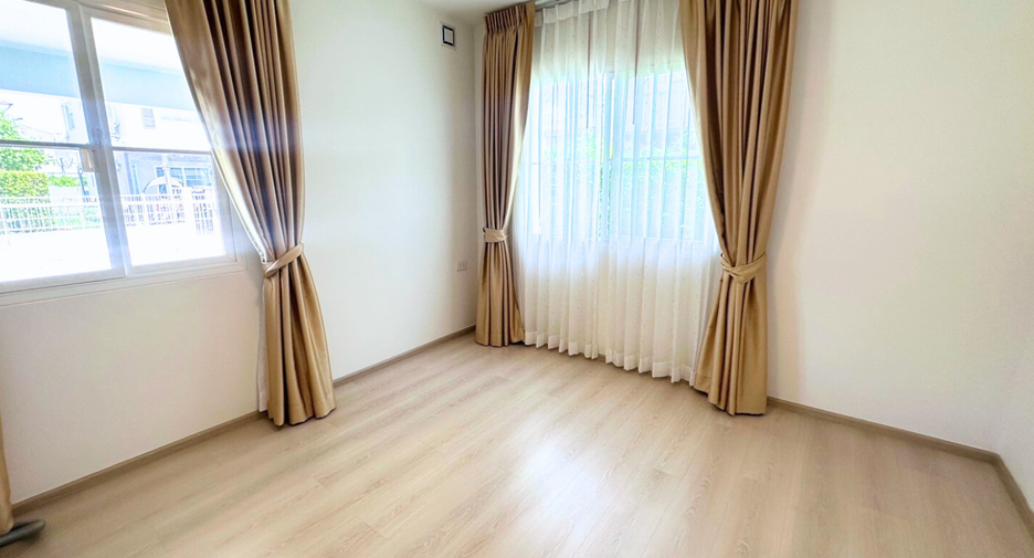 出售 3 卧室 独立屋 在 Phra Samut Chedi, Samut Prakan