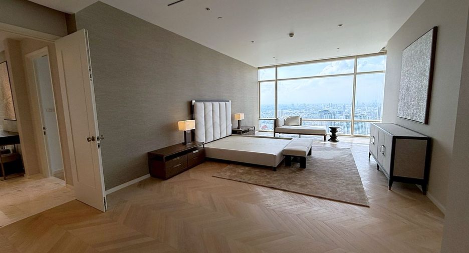 For rent 4 bedrooms condo in Bang Kho Laem, Bangkok