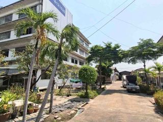 For sale retail Space in Phra Pradaeng, Samut Prakan