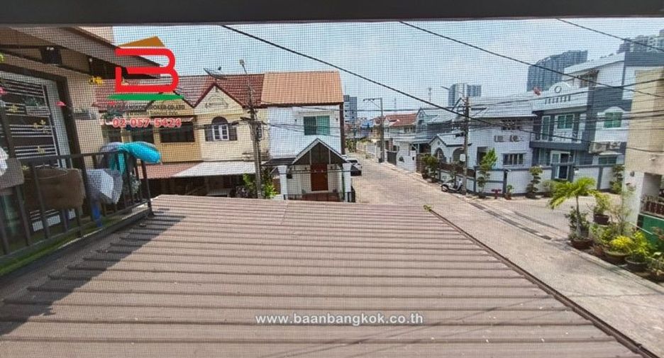 Продажа 2 спальни таунхаус в Банг Суе, Бангкок