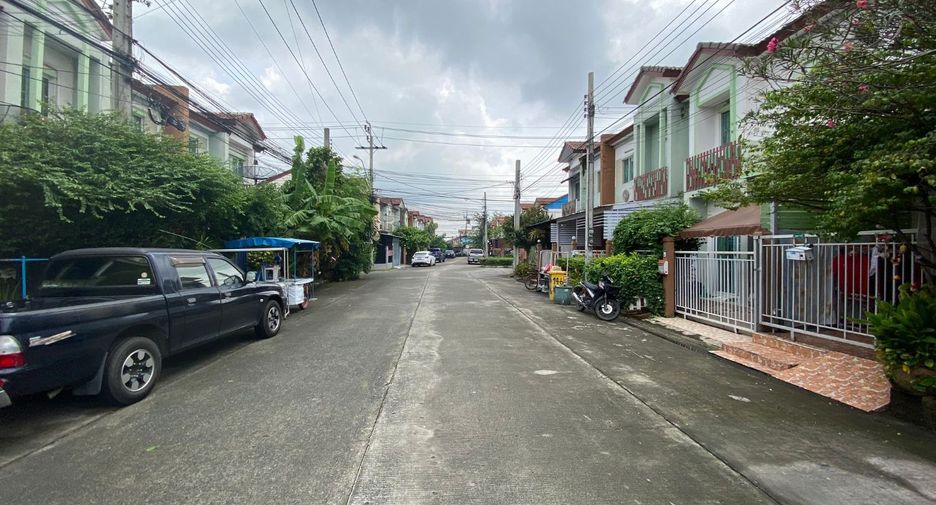 For sale スタジオ townhouse in Sai Mai, Bangkok