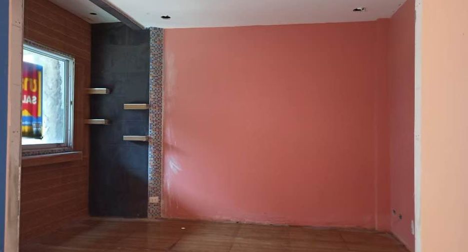 For sale studio townhouse in Nong Khaem, Bangkok