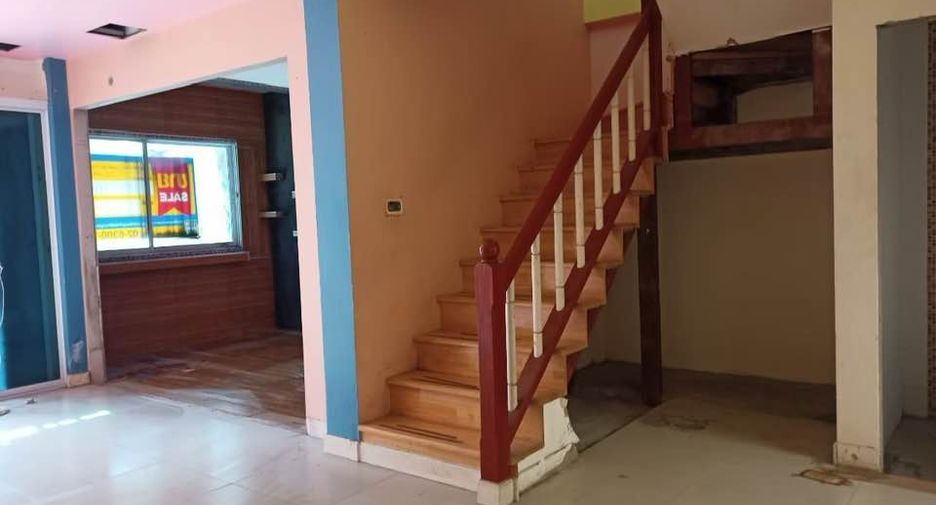 For sale studio townhouse in Nong Khaem, Bangkok