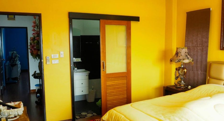 For rent そして for sale 4 ベッドルーム retail Space in Thung Khru, Bangkok