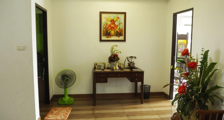For rent そして for sale 4 ベッドルーム retail Space in Thung Khru, Bangkok