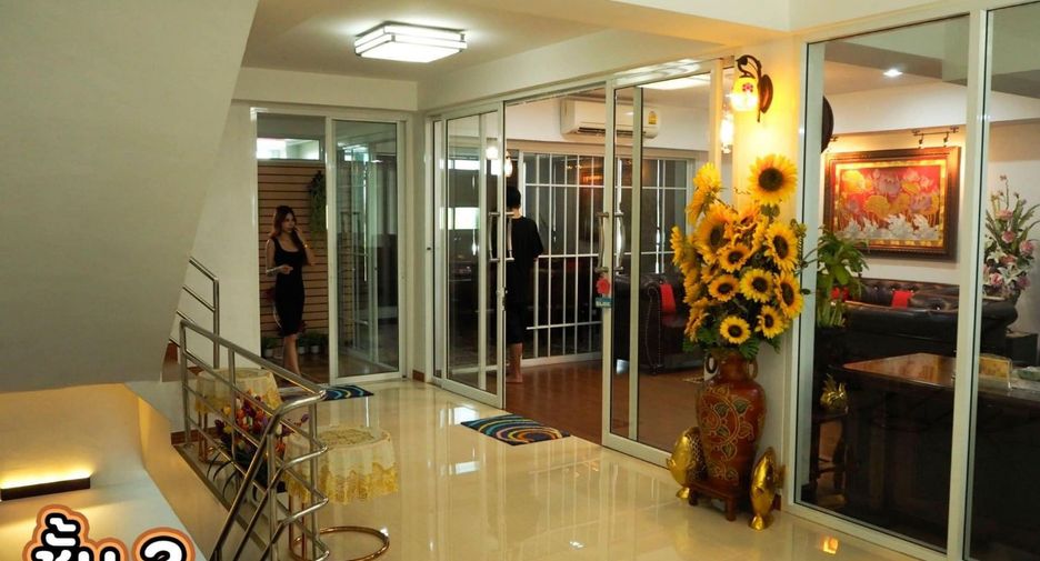 For rent そして for sale 4 ベッドルーム retail Space in Thung Khru, Bangkok