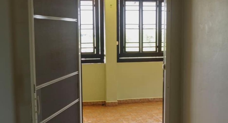 For rent そして for sale 4 ベッドルーム retail Space in Thung Khru, Bangkok