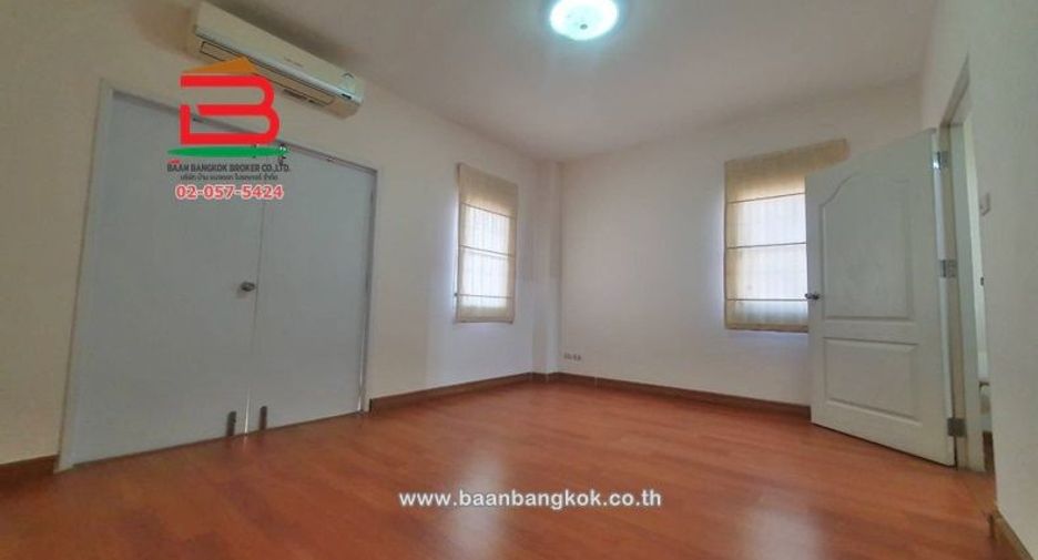 Reihenhaus zur Miete mit 3 Zimmer in Prawet, Bangkok