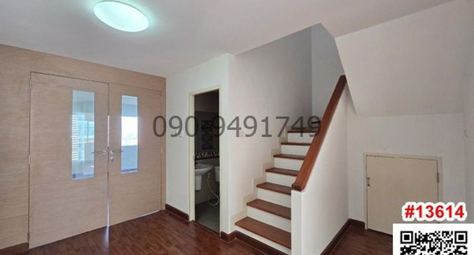 For rent 5 bedrooms retail Space in Lak Si, Bangkok