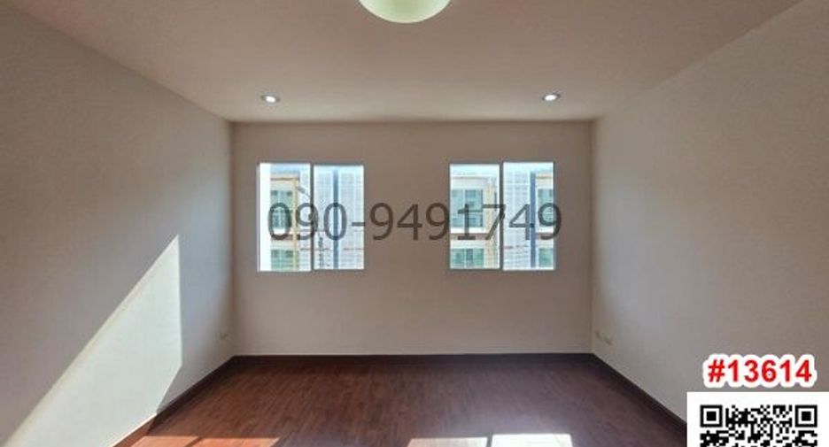 For rent 5 bedrooms retail Space in Lak Si, Bangkok