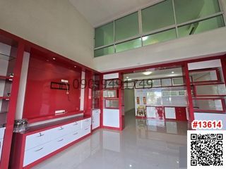 For rent 5 bedrooms retail Space in Lak Si, Bangkok