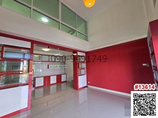 For rent 5 bedrooms retail Space in Lak Si, Bangkok