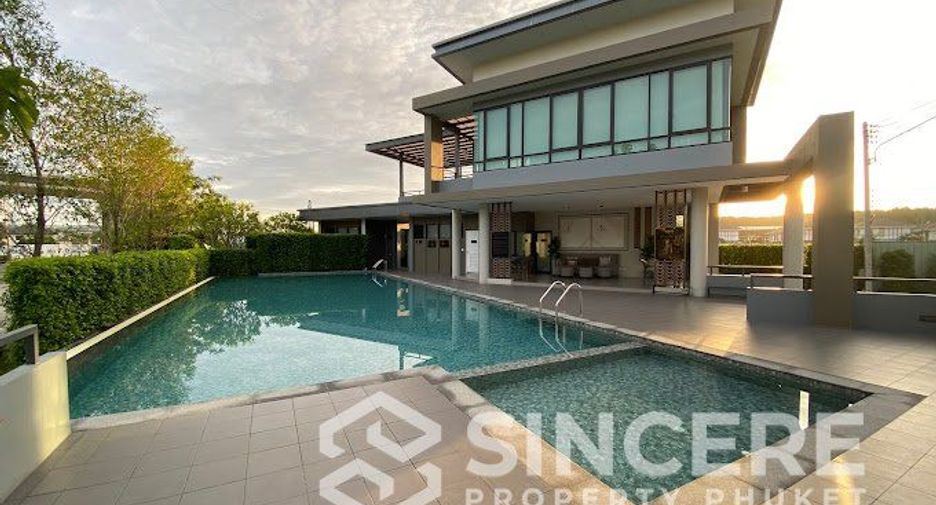 For rent 3 bedrooms house in Mueang Phuket, Phuket