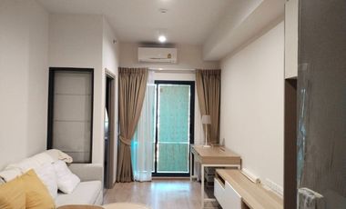 For sale 1 bed condo in Huai Khwang, Bangkok