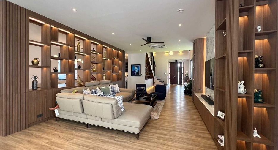 出售 5 卧室 独立屋 在 Mueang Chiang Mai, Chiang Mai