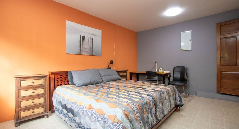 For sale 4 bedrooms house in Hang Dong, Chiang Mai