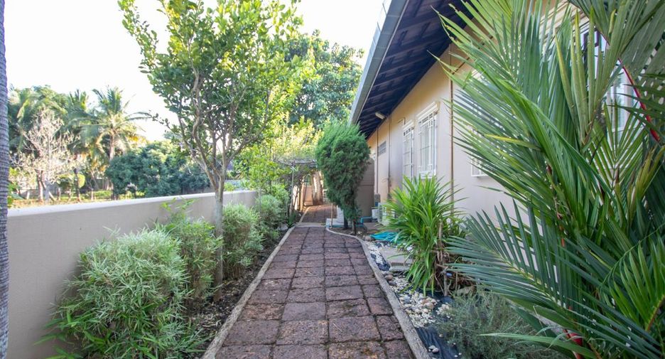 For sale 4 bedrooms house in Hang Dong, Chiang Mai