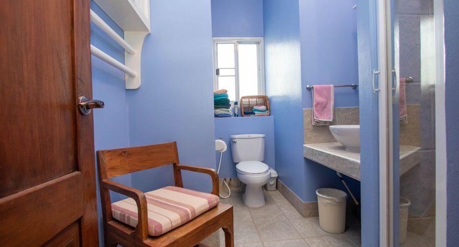 For sale 4 bedrooms house in Hang Dong, Chiang Mai