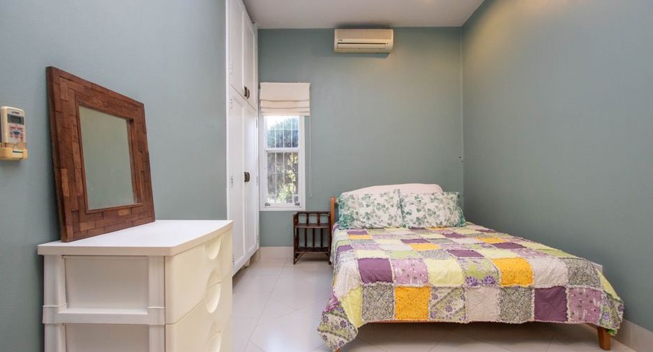 For sale 4 bedrooms house in Hang Dong, Chiang Mai