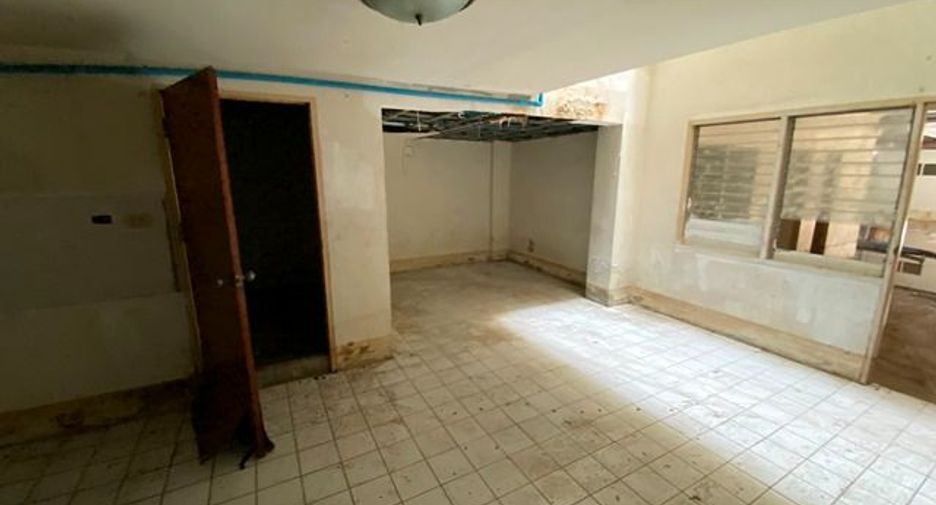 Wohnung zum Kauf mit Studio in Bang Kapi, Bangkok