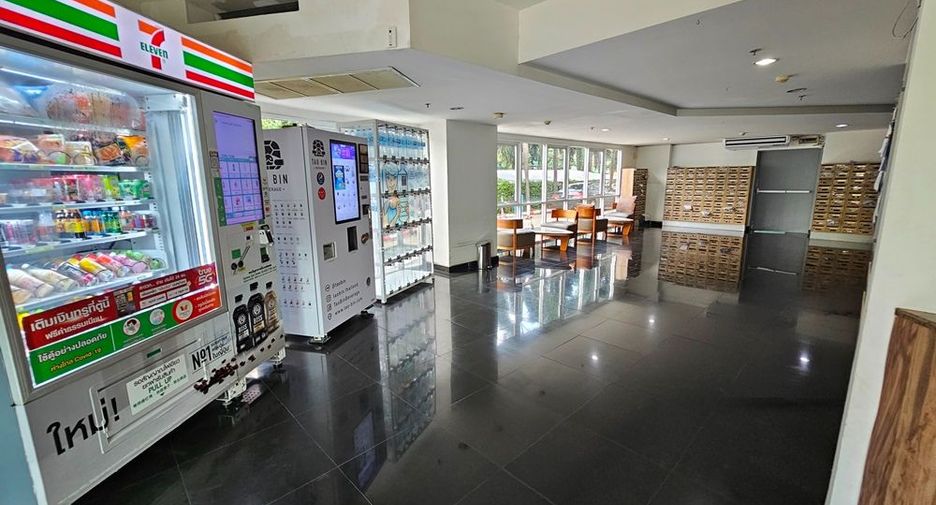 For sale studio condo in Bang Kapi, Bangkok