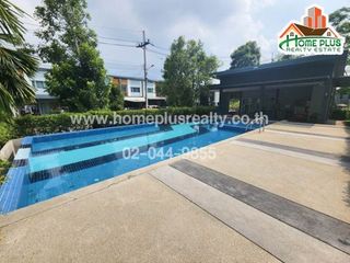Casa adosada en venta de 3 habitaciones en Bang Bua Thong, Nonthaburi