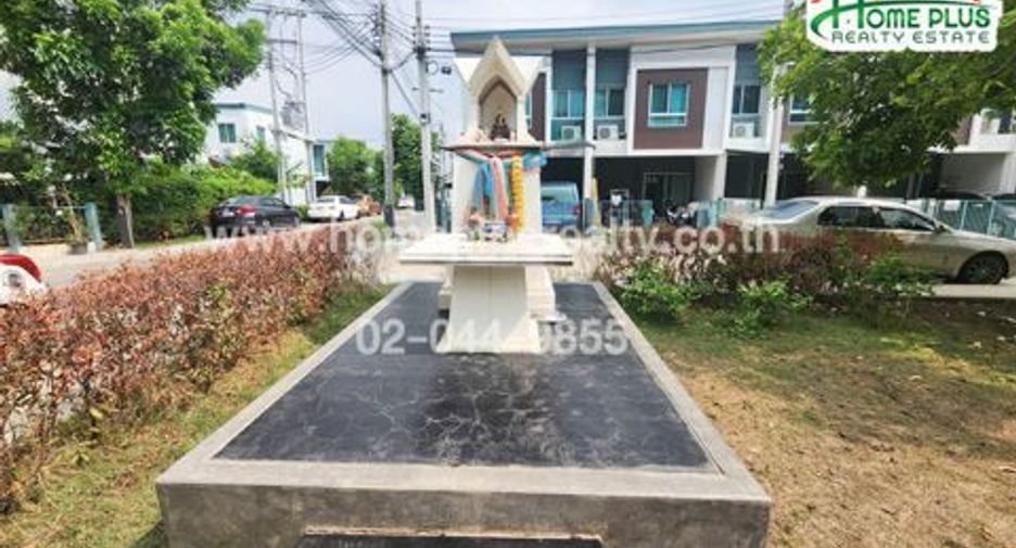 For sale 3 bedrooms townhouse in Bang Bua Thong, Nonthaburi