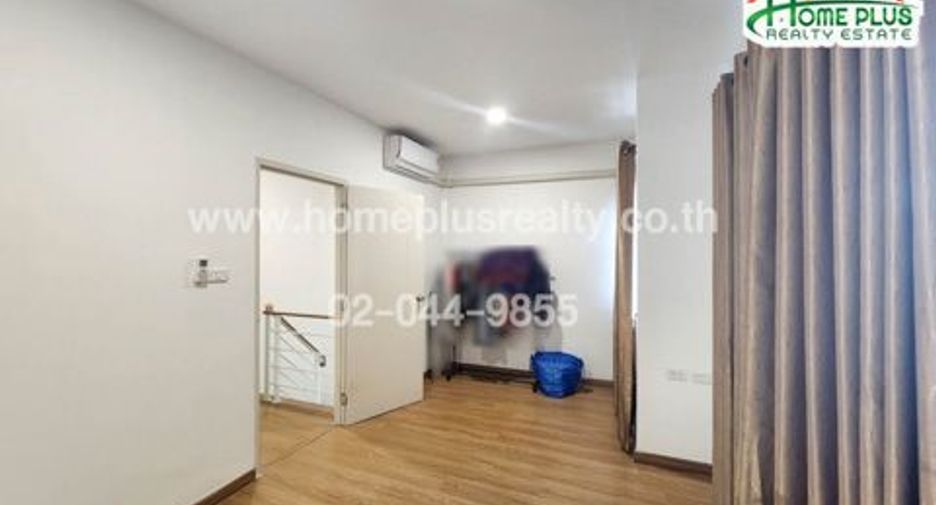 For sale 3 bedrooms townhouse in Bang Bua Thong, Nonthaburi