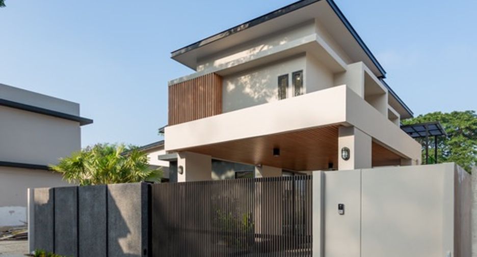 For sale 3 bedrooms house in Hang Dong, Chiang Mai