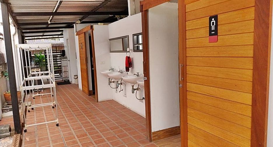 Local comercial en alquiler en Watthana, Bangkok