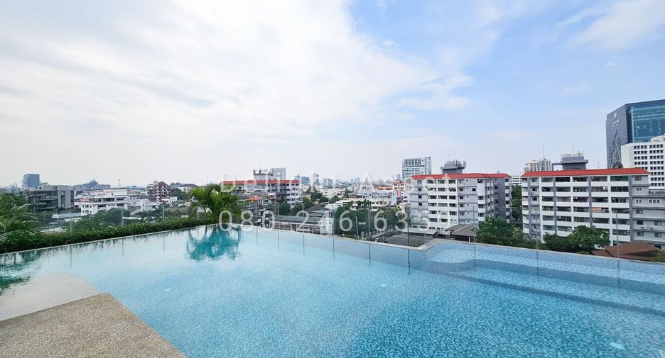 For sale 1 bed condo in Phaya Thai, Bangkok