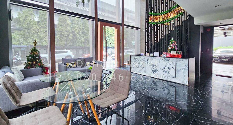 For sale 1 bed condo in Phaya Thai, Bangkok