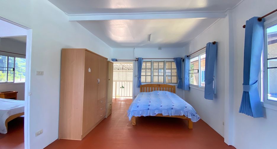 For rent 3 bedrooms house in Saraphi, Chiang Mai