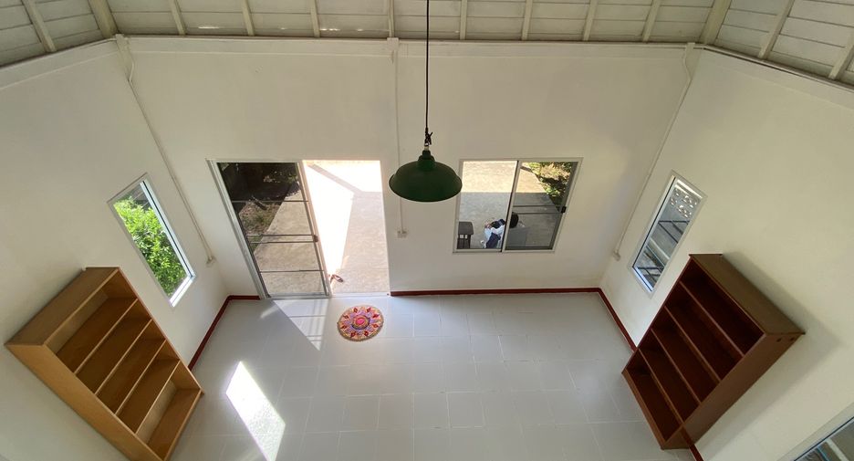 For rent 3 bedrooms house in Saraphi, Chiang Mai