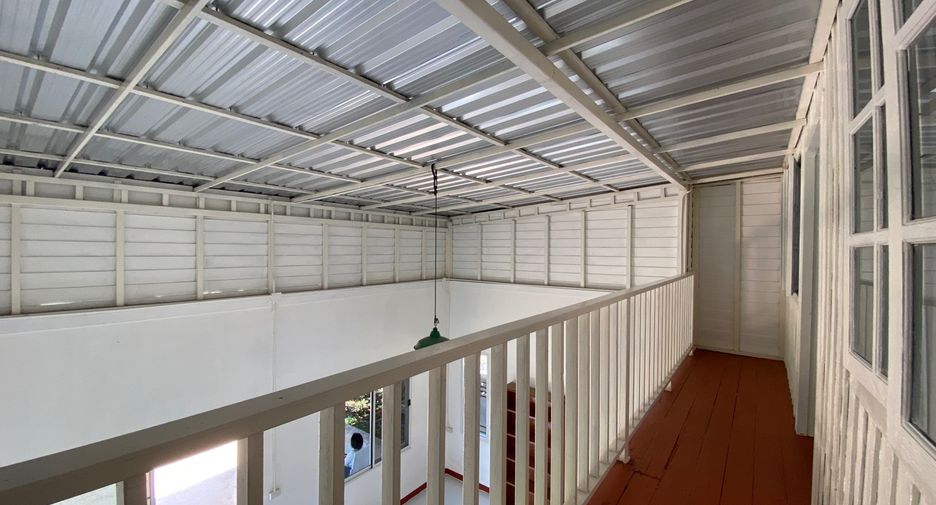 For rent 3 bedrooms house in Saraphi, Chiang Mai