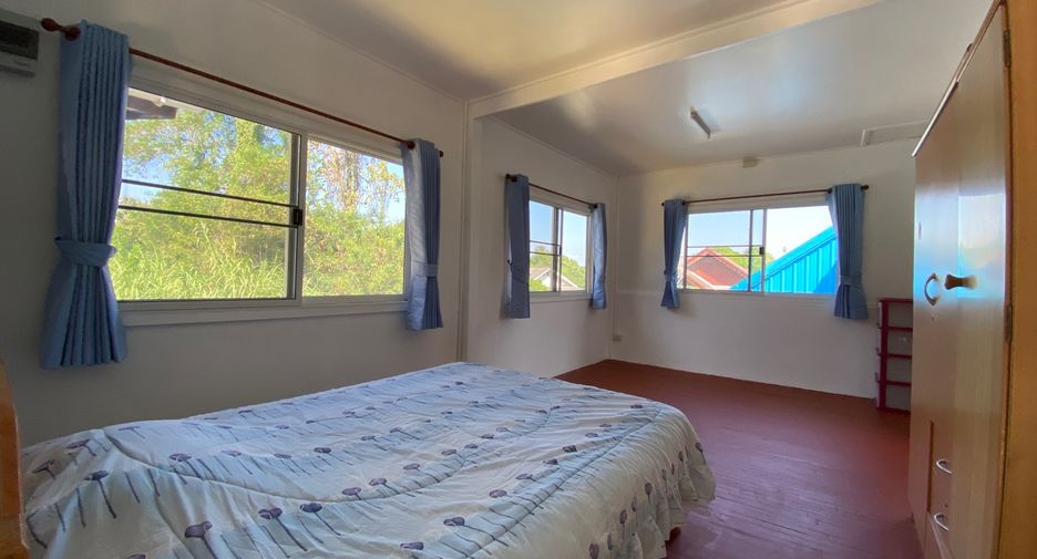 For rent 3 bedrooms house in Saraphi, Chiang Mai