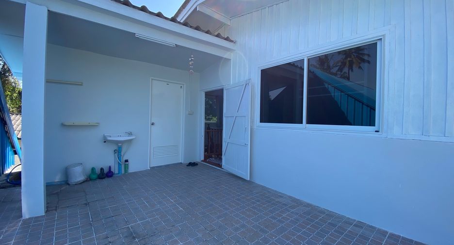 For rent 3 bedrooms house in Saraphi, Chiang Mai