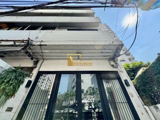 À louer 3 chambres maison de ville à Sathon, Bangkok
