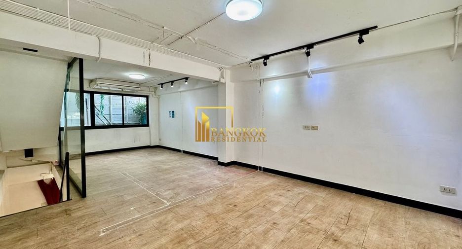 Reihenhaus zur Miete mit 3 Zimmer in Sathon, Bangkok